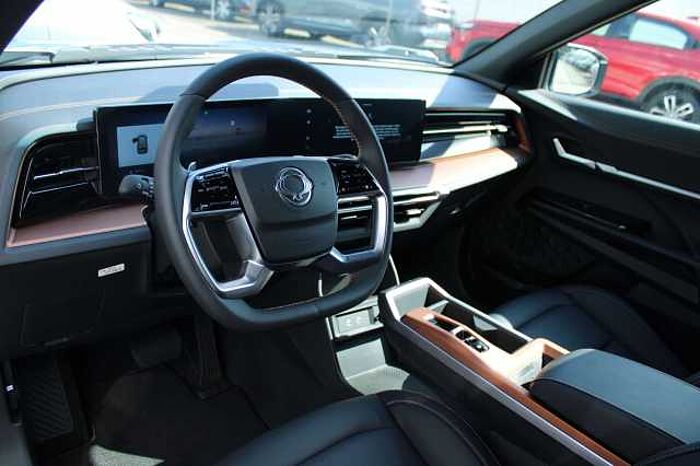 SsangYong Torres Titanium 4WD