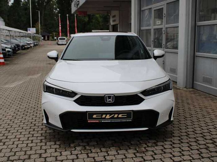 Honda Civic e: HEV Advance