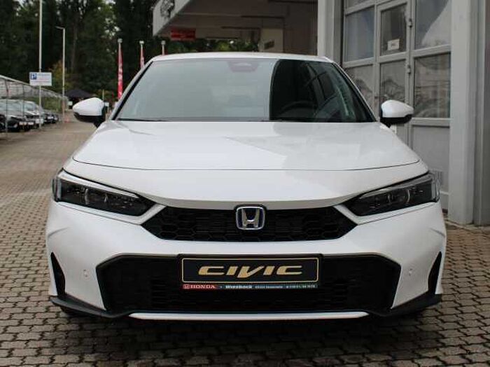 Honda Civic e: HEV Advance