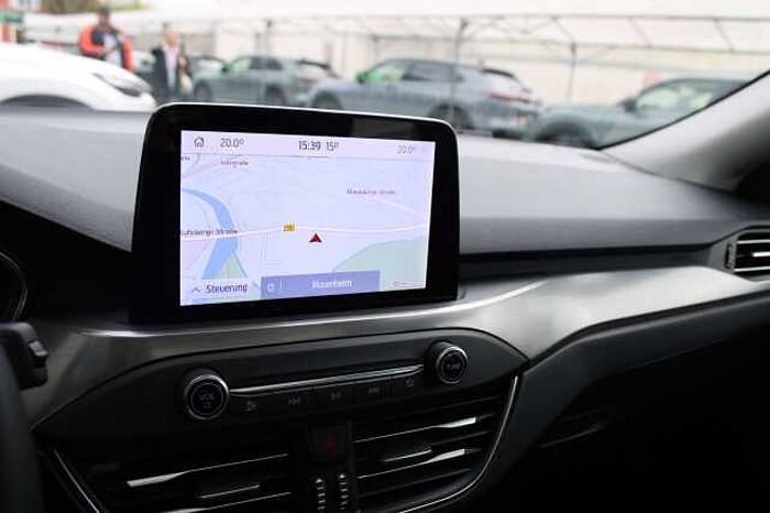 Ford Focus Focus Turnier 1.0 EcoBoost Aut. TITANIUM