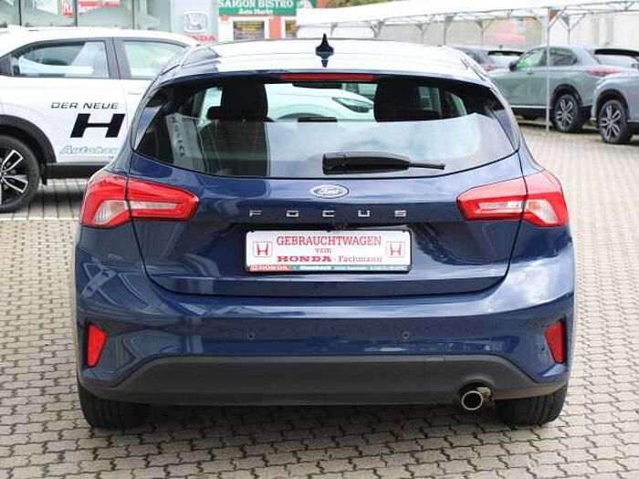Ford Focus Focus Turnier 1.0 EcoBoost Aut. TITANIUM