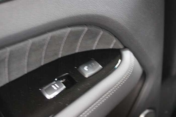 KGM Rexton 2,2d Lux (5-Seat) AWD, 20' Alu-SR, Wildledersitze