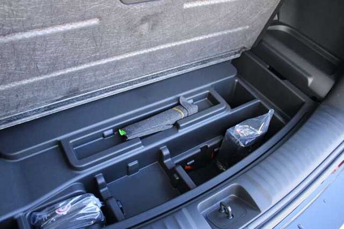 KGM Torres Hybrid Essential 1.5 2WD