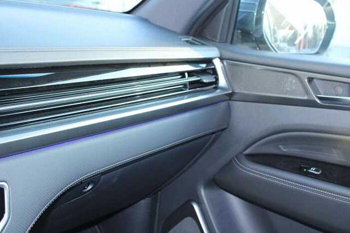 KGM Rexton LUX 2.2d 8AT AWD (7-Sitzer)