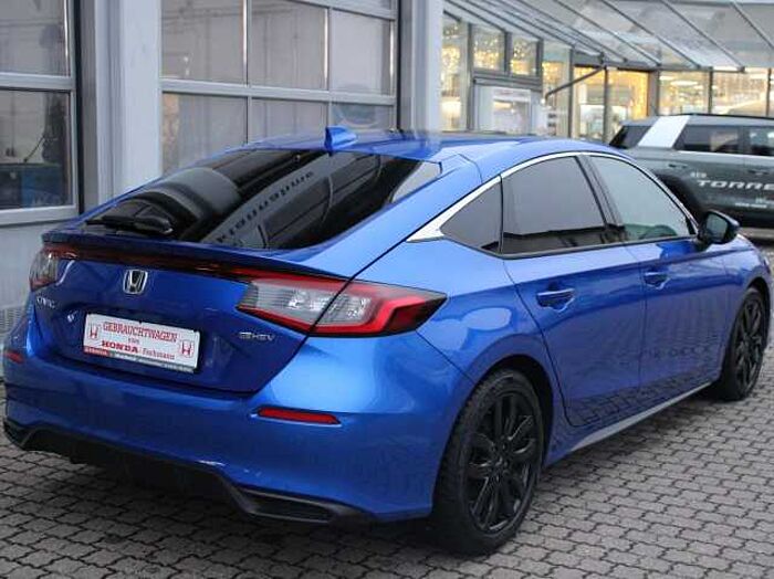 Honda Civic e: HEV Advance 2.0 AT