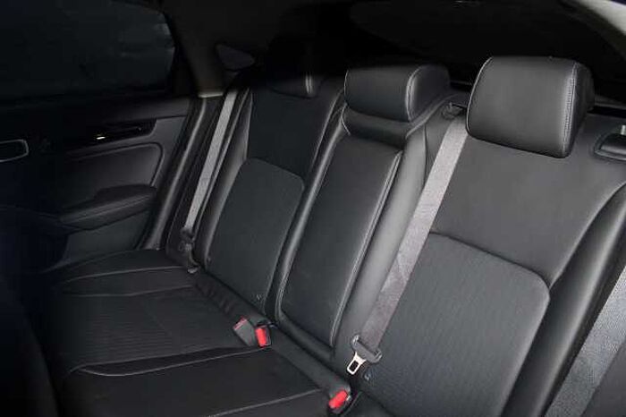 Honda Civic e: HEV Advance 2,0