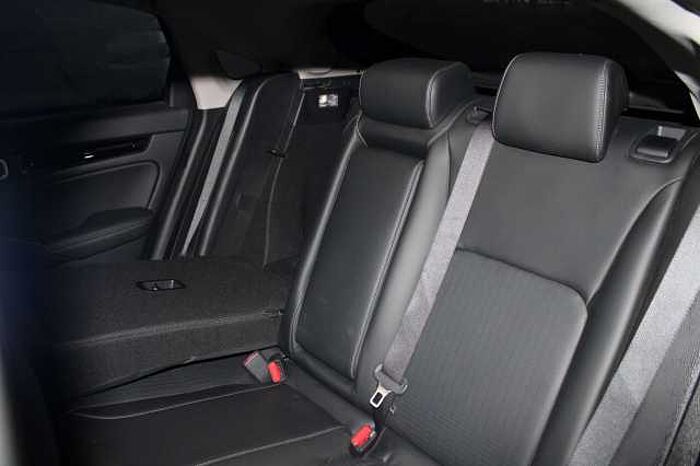 Honda Civic e: HEV Advance 2,0