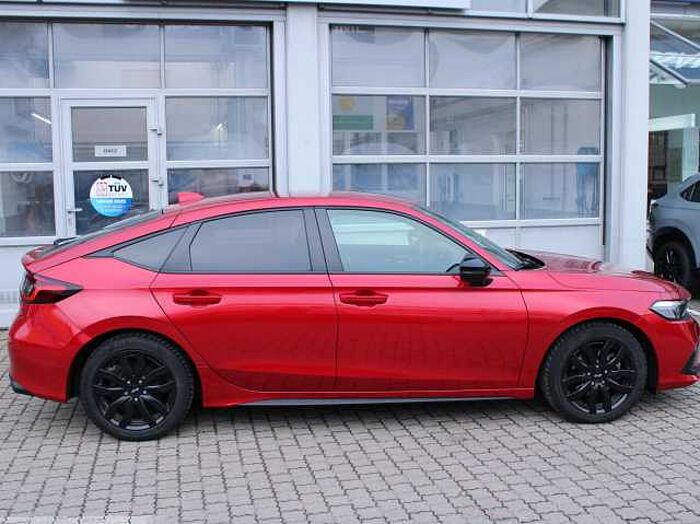 Honda Civic e: HEV Sport