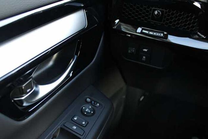 Honda CR-V e: HEV Elegance 2.0 AWD