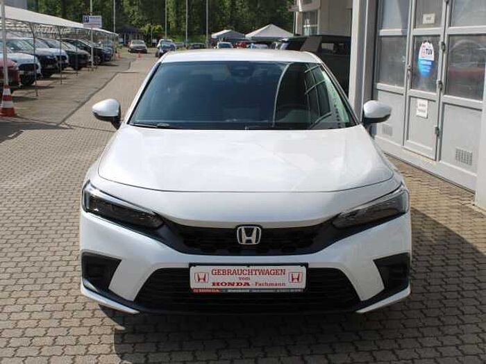 Honda Civic e: HEV Elegance