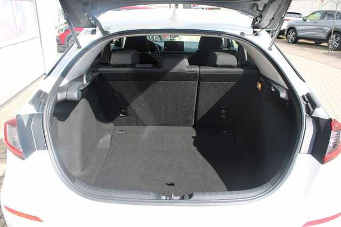 Honda Civic e: HEV Elegance