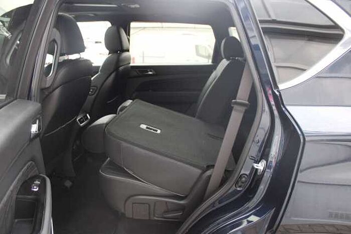 SsangYong Rexton Rexton 2.2 e-XDi 220 4WDAut. Sapphire 7-Seats