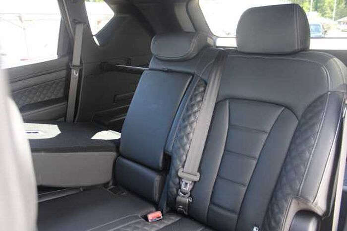 SsangYong Rexton Rexton 2.2 e-XDi 220 4WDAut. Sapphire