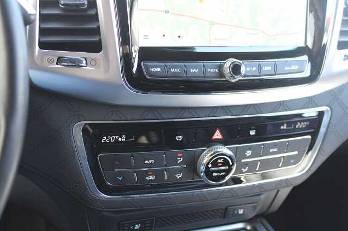 SsangYong Rexton Rexton 2.2 e-XDi 220 4WDAut. Sapphire