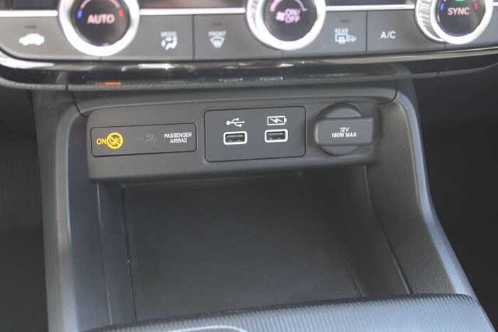 Honda Civic e: HEV Elegance