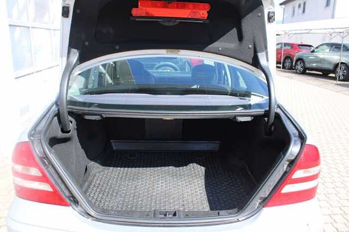 Mercedes-Benz C 180 C 180 Kompressor (203.046)