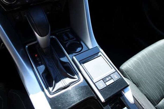 Mitsubishi Eclipse Cross Connect 2WD